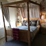 Bishops Guest 5*