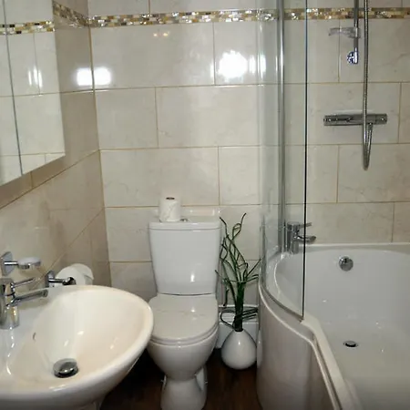 בית הארחה Bishops Guest 5*