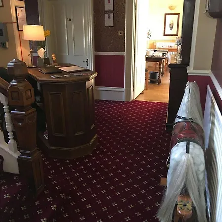Bishops Guest 5* יורק