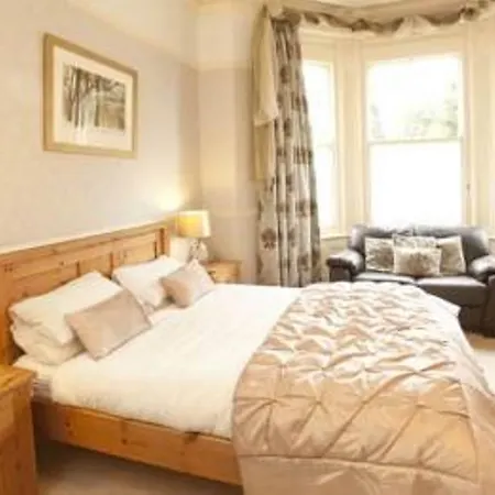 Bishops Guest 5* York