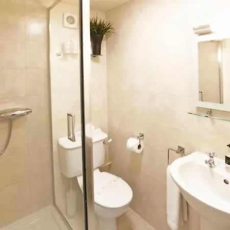 Bishops Guest 5* York
